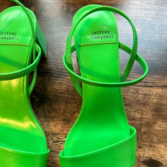 Jeffrey Campbell Women's Adapt Green Block Heels - Picture 11 of 16